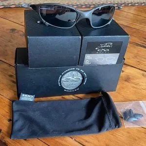 OAKLEY JULIET X-L 初期モデル 箱付き s_wp_670ace93d399ff44518334f3.webp